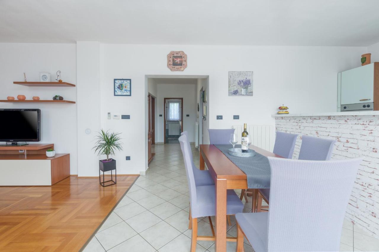 Apartments Emil Pula Ngoại thất bức ảnh